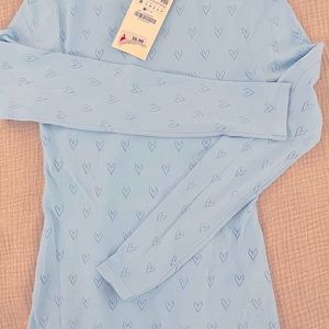 Zara lightweight long sleeve sweater - light blue size Small heart details